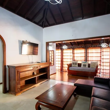 Jardin De Buda Villa Arona (Tenerife)
