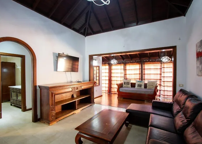 Jardin De Buda Villa Arona (Tenerife)