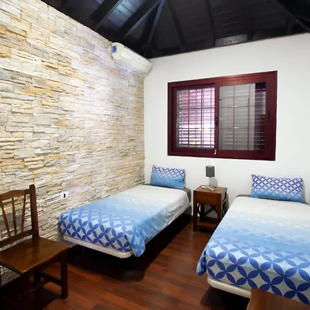 Jardin De Buda 빌라 아로나